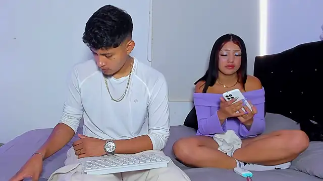 Bela and Dominicck online show from January 12, 2026, 9:09 pm