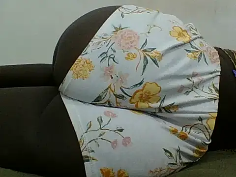 stripchatshaz online show from April 4, 2026, 3:20 pm