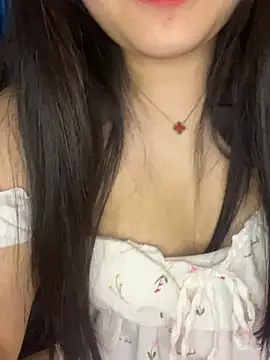 Linh DuongSexy online show from February 11, 2026, 7:46 am