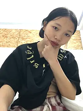 nanaa71 online show from April 1, 2026, 7:53 am