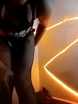 yato-un8 online show from January 11, 2026, 10:26 pm