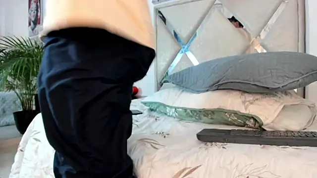 Liam saint online show from February 27, 2026, 1:11 pm