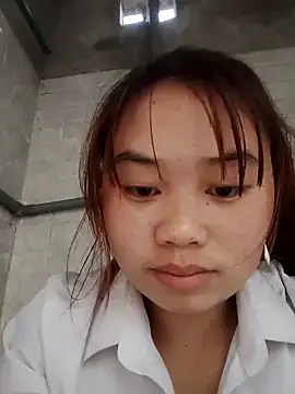 Snapshot of _Bong_02 chatting on February 5, 2026, 9:58 am Bong 02 online show from February 5, 2026, 9:58 am