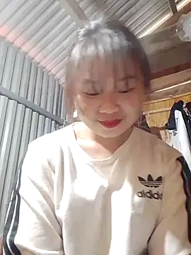 Snapshot of _Bong_02 chatting on February 6, 2026, 9:45 am Bong 02 online show from February 6, 2026, 9:45 am