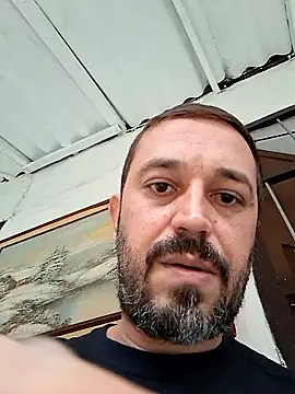 Snapshot of Johnnyhotlatmale chatting on January 12, 2026, 7:52 pm Johnnyhotlatmale online show from January 12, 2026, 7:52 pm