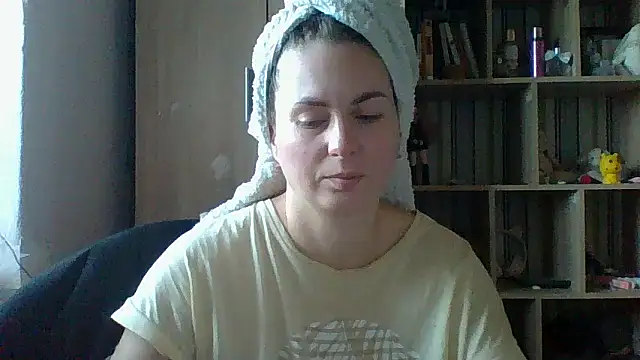 VikiLove765 online show from March 2, 2026, 5:19 am