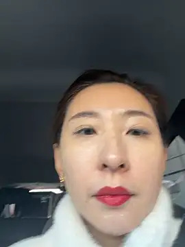 Jingjingxiang-520 online show from February 2, 2026, 2:10 am