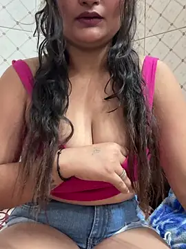 Curvy Anaya online show from June 8, 2026, 11:43 am