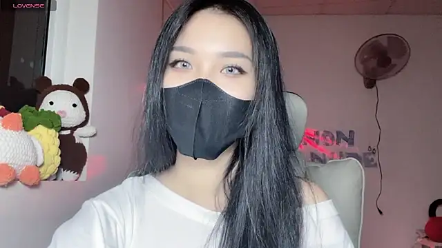 Tieu-May online show from July 7, 2026, 7:23 am