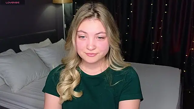 Angel  Grace online show from January 17, 2026, 12:26 am