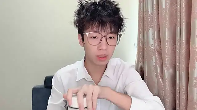 Snapshot of afahyu chatting on January 15, 2026, 1:21 am afahyu online show from January 15, 2026, 1:21 am