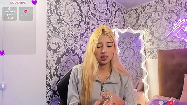 Snapshot of IRINA_TAY1 chatting on February 22, 2026, 4:13 am IRINA TAY1 online show from February 22, 2026, 4:13 am