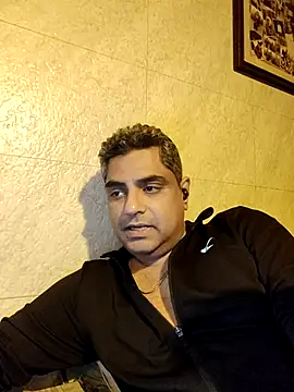 hardnhornybull online show from March 13, 2026, 7:09 pm