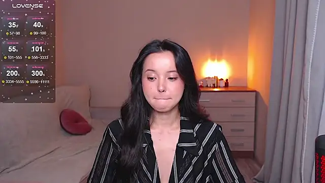 lia hetty online show from September 17, 2025, 4:19 pm