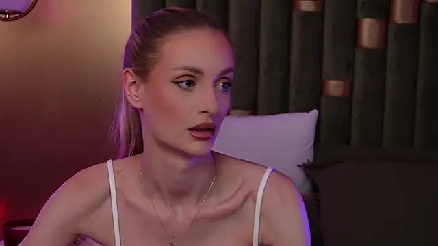 AmeliaAngel online show from March 4, 2026, 8:26 pm