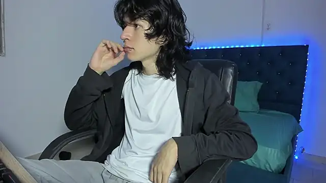 Snapshot of jack_grealish01 chatting on March 3, 2026, 3:34 am jack grealish01 online show from March 3, 2026, 3:34 am