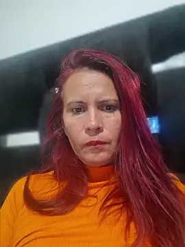 cintia love online show from March 30, 2026, 1:39 am