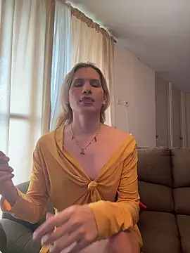 milablossom01 online show from January 7, 2026, 8:11 pm