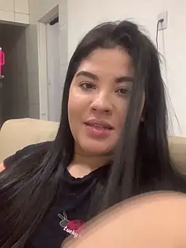 kahraujo online show from April 24, 2026, 9:50 pm