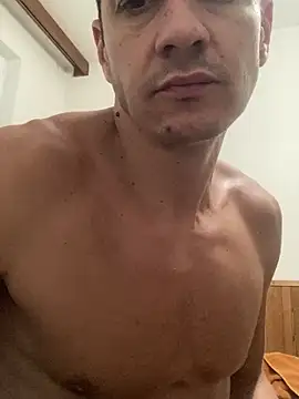 slabyhrac online show from June 22, 2026, 10:18 pm