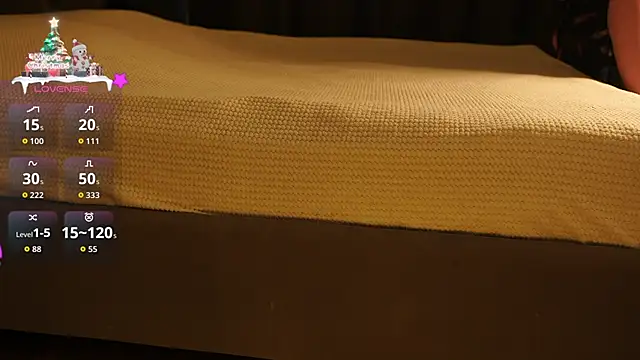 Snapshot of hey_Melanie chatting on January 15, 2026, 6:51 am hey Melanie online show from January 15, 2026, 6:51 am