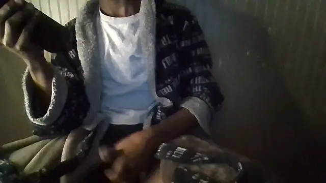 Quuwavve online show from February 8, 2026, 10:51 am