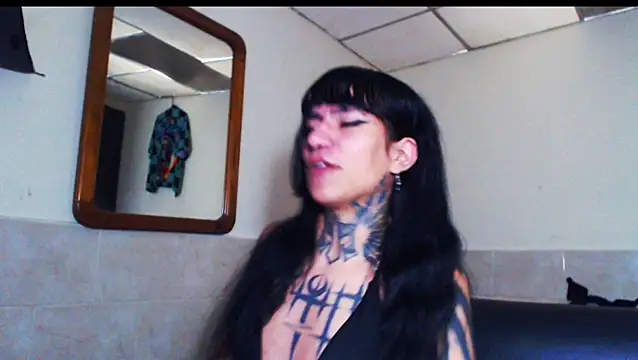 jazmin wolf online show from January 7, 2026, 12:18 pm