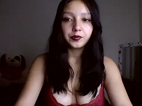 persefxne online show from May 1, 2026, 5:23 am