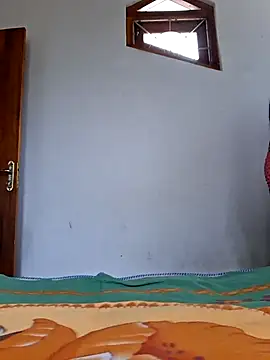 Snapshot of Nishu_Girl2 chatting on February 16, 2026, 3:35 am Nishu Girl2 online show from February 16, 2026, 3:35 am