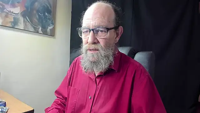 Snapshot of Uncle_Hottie chatting on February 8, 2026, 4:10 pm Uncle Hottie online show from February 8, 2026, 4:10 pm