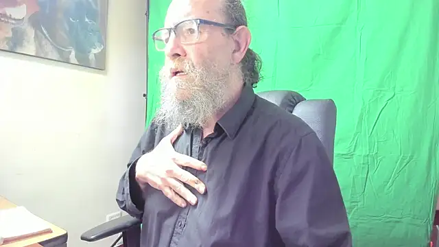 Snapshot of Uncle_Hottie chatting on February 21, 2026, 4:30 pm Uncle Hottie online show from February 21, 2026, 4:30 pm