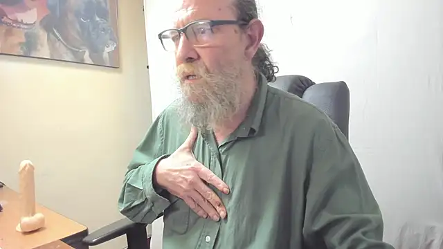 Snapshot of Uncle_Hottie chatting on February 25, 2026, 6:28 pm Uncle Hottie online show from February 25, 2026, 6:28 pm