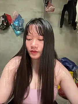 Snapshot of Suni-ii chatting on May 16, 2026, 12:29 am Suni-ii online show from May 16, 2026, 12:29 am