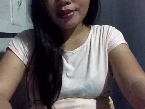 sweetprinces08 online show from March 18, 2026, 12:30 pm