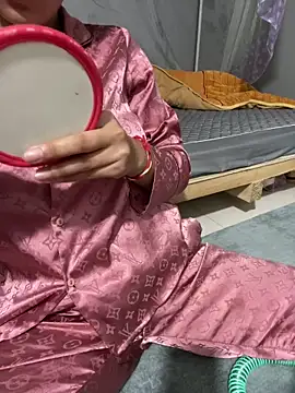 Likine002 online show from February 8, 2026, 1:42 am