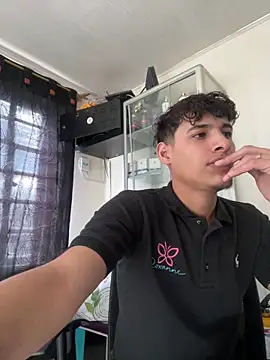 Snapshot of MaxStar26 chatting on January 17, 2026, 2:00 pm MaxStar26 online show from January 17, 2026, 2:00 pm