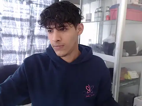 Snapshot of MaxStar26 chatting on February 9, 2026, 12:42 pm MaxStar26 online show from February 9, 2026, 12:42 pm