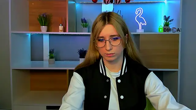 alice  blond online show from January 6, 2026, 12:53 pm