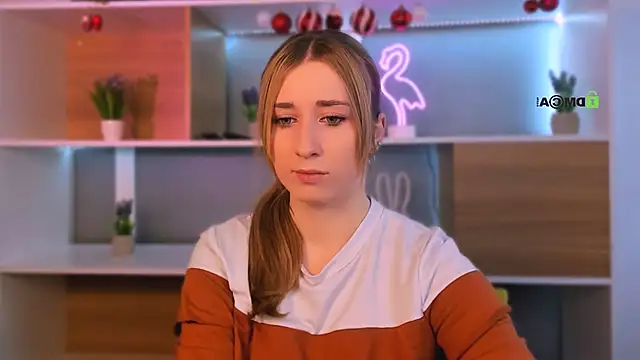 alice  blond online show from January 9, 2026, 10:18 am