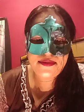 Snapshot of 01Roshani chatting on July 14, 2026, 5:40 pm 01Roshani online show from July 14, 2026, 5:40 pm