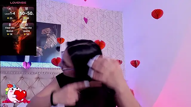 Snapshot of MeganRosseX chatting on February 20, 2026, 5:02 pm MeganRosseX online show from February 20, 2026, 5:02 pm