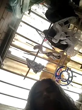 laperracobarde online show from March 8, 2026, 5:39 pm