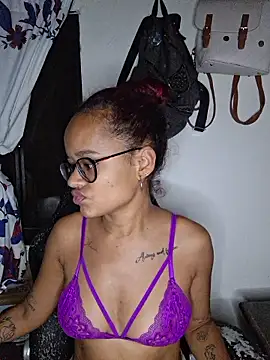 SHARON ROSS25 online show from January 15, 2026, 2:38 am