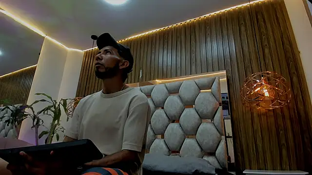 james  walsh online show from February 4, 2026, 7:31 pm