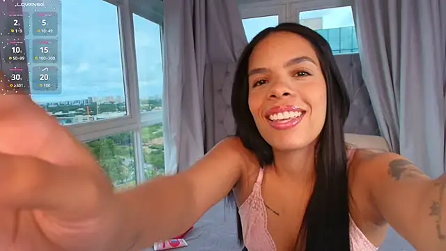 Bruna Ferrazz online show from March 9, 2026, 8:13 pm