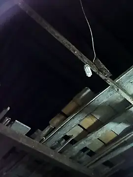 vesla-2k online show from April 3, 2026, 12:58 pm