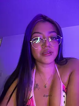 queen of you heart online show from April 2, 2026, 5:54 pm