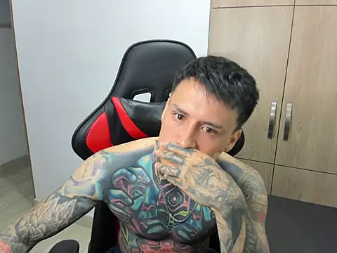 Chrissblack online show from March 26, 2026, 2:50 am