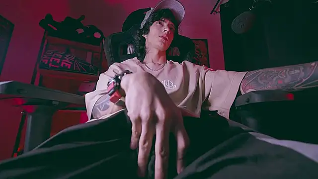 Olliver   y online show from March 5, 2026, 7:48 am