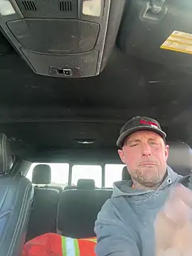 WIDBIGWHITECOCK online show from March 27, 2026, 6:07 pm